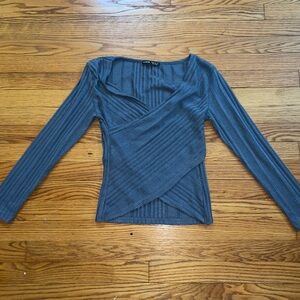 long sleebe navy blue cross over top